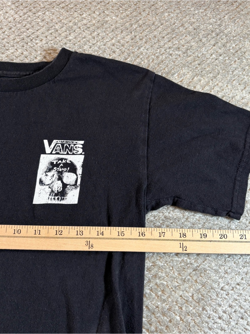 Vans Women’s S Black Short-Sleeve Skateboarding Tee with White Chest Graphic - Picture 6 of 7